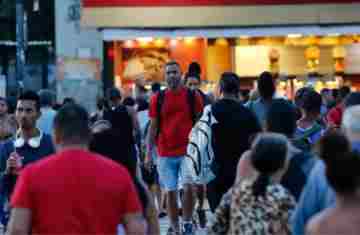 Desemprego chega a 5,8% no trimestre encerrado em abril, diz IBGE